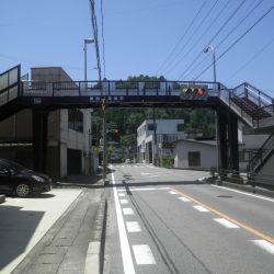 交通安全施設等整備事業の内横断歩道橋修繕工事（足助横断歩道橋）